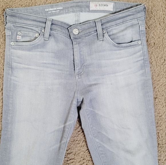 AG Legging Skinny Jean Size 27 light grey with Frayed Leg. Excellent Condition - Picture 16 of 16